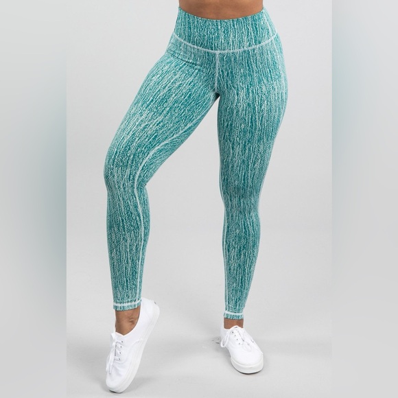 BuffyBunny Jacquard Teal White Workout High Rise Leggings Women’s Size Medium - Picture 2 of 10